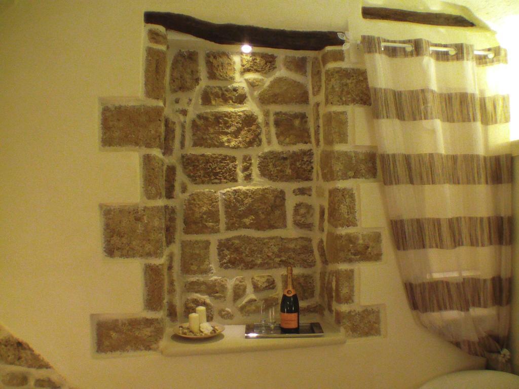 Bed and Breakfast La Grotta à Mesagne Extérieur photo